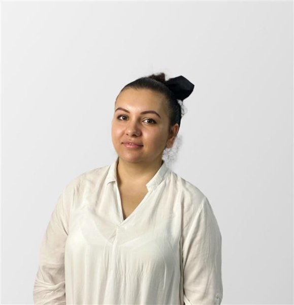 Ioana Apati