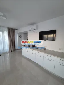 Inchiriem penthouse in zona centrala - foto 10