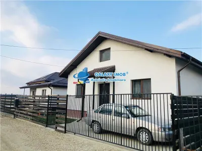 Vanzare vila individuala la cheie 4 camere  Sabareni - Central - foto 3