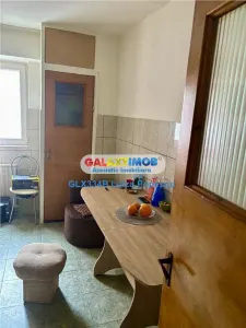 Apartament  2 camere PANDURI stradal,vedere spate - foto 3