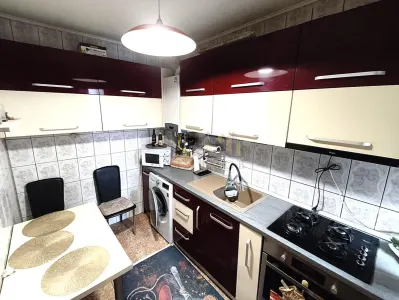 Apartament 3 camere  Ultracentral Buzau - foto 8
