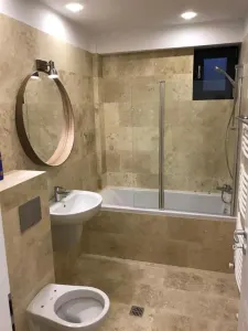 Inchiriere apartament lux,,imobil nou Ploiesti, zona  Ultracentral - foto 3