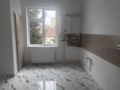 2 camere Avram Iancu,renovat lux,125000 Euro - foto 7