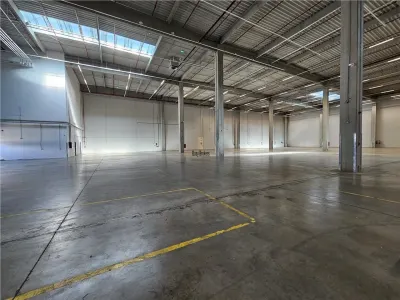 Spatiu Industrial - 1700 mp - Logistica - Productie - Depozitare - Distributie - foto 10