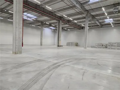 Spatiu Industrial - 5500 mp - Logistica - Productie - Depozitare - foto 8