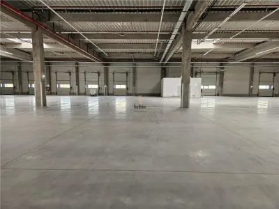Spatiu Industrial - 1800 mp - Productie - Depozitare - Distributie - foto 4