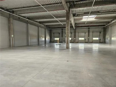 Spatiu Industrial - 1700 mp - Productie - Depozitare - foto 2