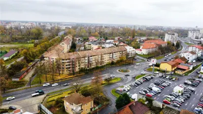 Central | Apartament spatios cu 4 camere | Etaj I - Satu Mare
