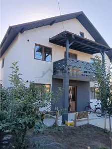Ocazie Vila P+E 193mp Teren 300 strada asfaltata toate utilitatile Lunca Cetatuii - Lunca Cetatuii