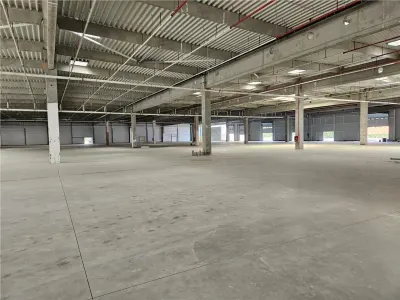 Spatii Industriale - 9000 mp - Productie - Depozitare - Distributie - foto 5