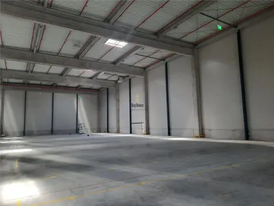 Spatiu Industrial - 4000 mp - Logistica - Productie - Depozitare - Distributie - foto 4