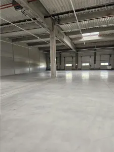 Spatiu Industrial - 4600 mp - Productie - Depozitare - Distributie - foto 8