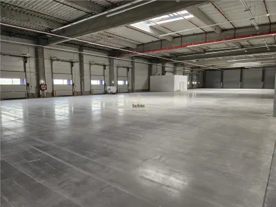 Spatiu Industrial - 4600 mp - Productie - Depozitare - Distributie - foto 9