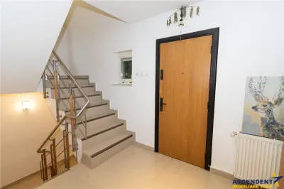 Vila distincta, panorama urbana, amplasare de top, Zarnesti, Brasov - foto 12