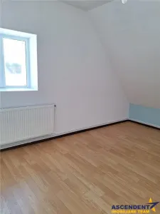 Apartament in casa, de inchiriat, rezidential/ spatiu birouri, Ghimbav-Centru - foto 11