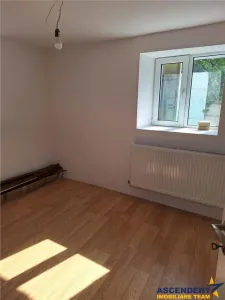 Apartament in casa, de inchiriat, rezidential/ spatiu birouri, Ghimbav-Centru - foto 16