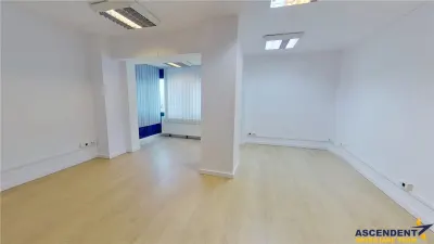 Spatiu birouri, renovat, Centrul Civic, Brasov. - foto 11
