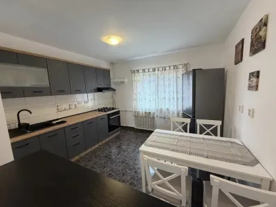 APARTAMENT 3 CAMERE DE  INCHIRIAT ZONA UNIRII NERVA TRAIAN - foto 3