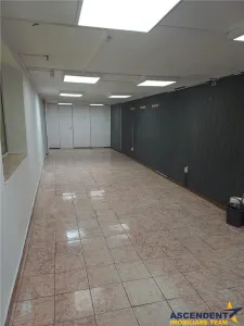 Spatiu comercial, ultracentral, Prejmer - foto 2
