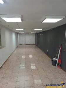 Spatiu comercial, ultracentral, Prejmer - foto 4
