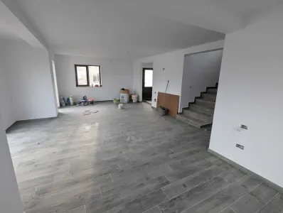 Pensiune si/ sau rezidential, pe 1.000 mp teren, Bran, Brasov - foto 9