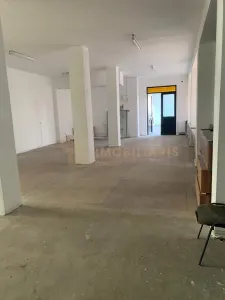Spatiu comercial zona Hotvon - foto 4