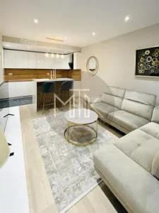 Apartament 3 camere - LUX | TRIANA PIPERA  | 1Loc Parcare - foto 2