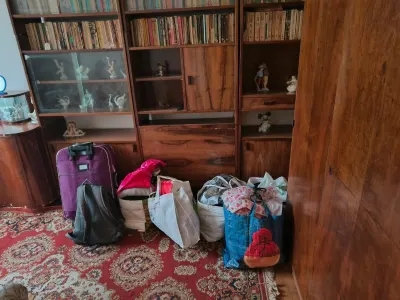Apartament 2 camere decomandat etajul 2 Tractorul - foto 2