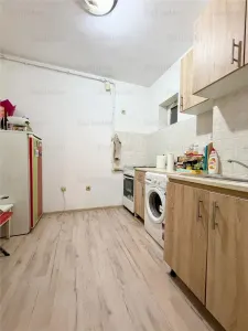 Vanzare apartament 2 camere | Mall Vitan | bloc 2001| beton armat | 50 mp utili | etaj 9/10 | mobilat si utilat | - foto 11