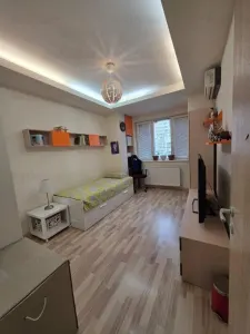 vanzare apartament 4 camere | Bd Ferdinand | bloc 2012 | etaj 1 | mobilat si utilat | 95mp utili | - foto 7