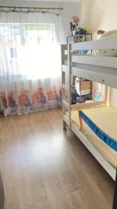Apartament 3 camere, 2 bai Tractorul - foto 4