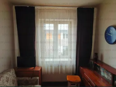 Apartament 2 camere, decomandat - zona Tractorul - Brasov