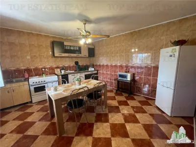 Vila pentru 3 familii si oportunitate investitie in zona Obor - foto 7