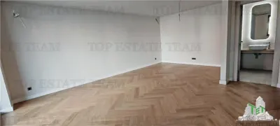 Apartament de 4 camere, cu finisaje premium, 160mp, 2bai, 2 bucatarii, toate utilitatile, piscina, complex rezidential securizat, zona Padurea Baneasa - foto 10