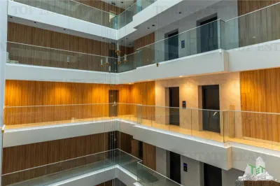 Vanzare imediata. Acte complete. Apartament deosebit 3 camere etaj 9 vedere la lac - Bucuresti