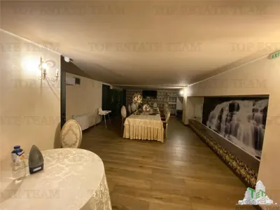 Spatiu Comercial  vanzare sau inchiriere - foto 11
