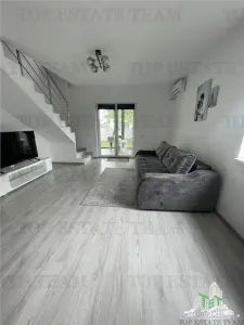 Casa cocheta, gata de locuit, intr-o zona linistita din comuna Berceni, 4 dormitoare, curte amenajata si utilitati complete! - foto 2