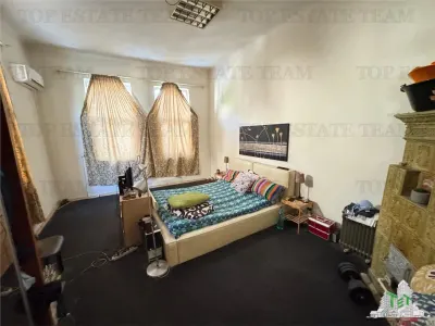 Apartament in vila de vanzare in zona Mosilor - Armeneasca - foto 9