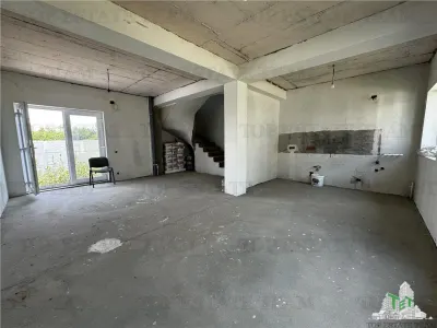 Casa individuala la intrare in Mogosoaia perfecta pentru familia ta - foto 2