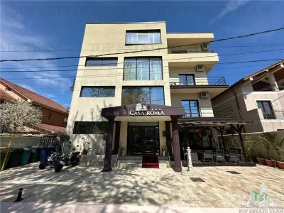 VILA MAMAIA NORD 30 DE CAMERE - Mamaia-Sat