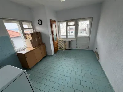 APARTAMENT 3 CAMERE | DECOMADAT | ETAJ 2 | ZONA LINISTITA - foto 5