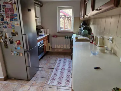 De vanzare -Casa individuala Tautii Magheraus - foto 4