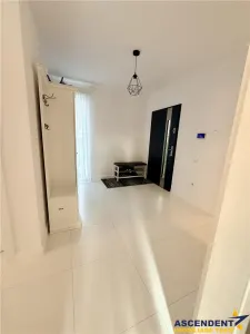 Proprietate la cheie, aspect deosebit, priveliste, Cristian, Brasov - foto 14
