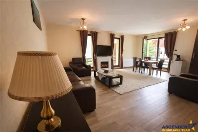 In ambientul statiunii Poiana Brasov, etaj1, 2bai, terase la 360 grade, parcare asigurata - foto 10