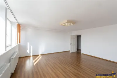 Birouri care iti duc afacerea la nivelul urmator! - foto 6