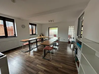 Inchiriere casa 4 camere - foto 2