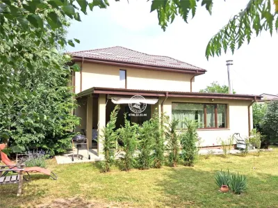 Vila  de vanzare  Valea Lupului cu 600 mp teren - Iasi