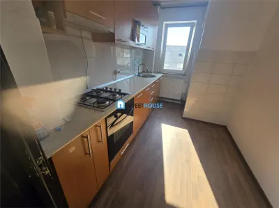 Apartament cu doua camere  Tudor Vladimirescu Fagaras - foto 2