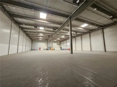 Spatiu Industrial - 2500 mp - Logistica - Productie - Depozitare - Distributie - foto 3
