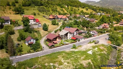 Tur 3D! Pensiune in areal pretios, Moieciu, Bran, Brasov - foto 11